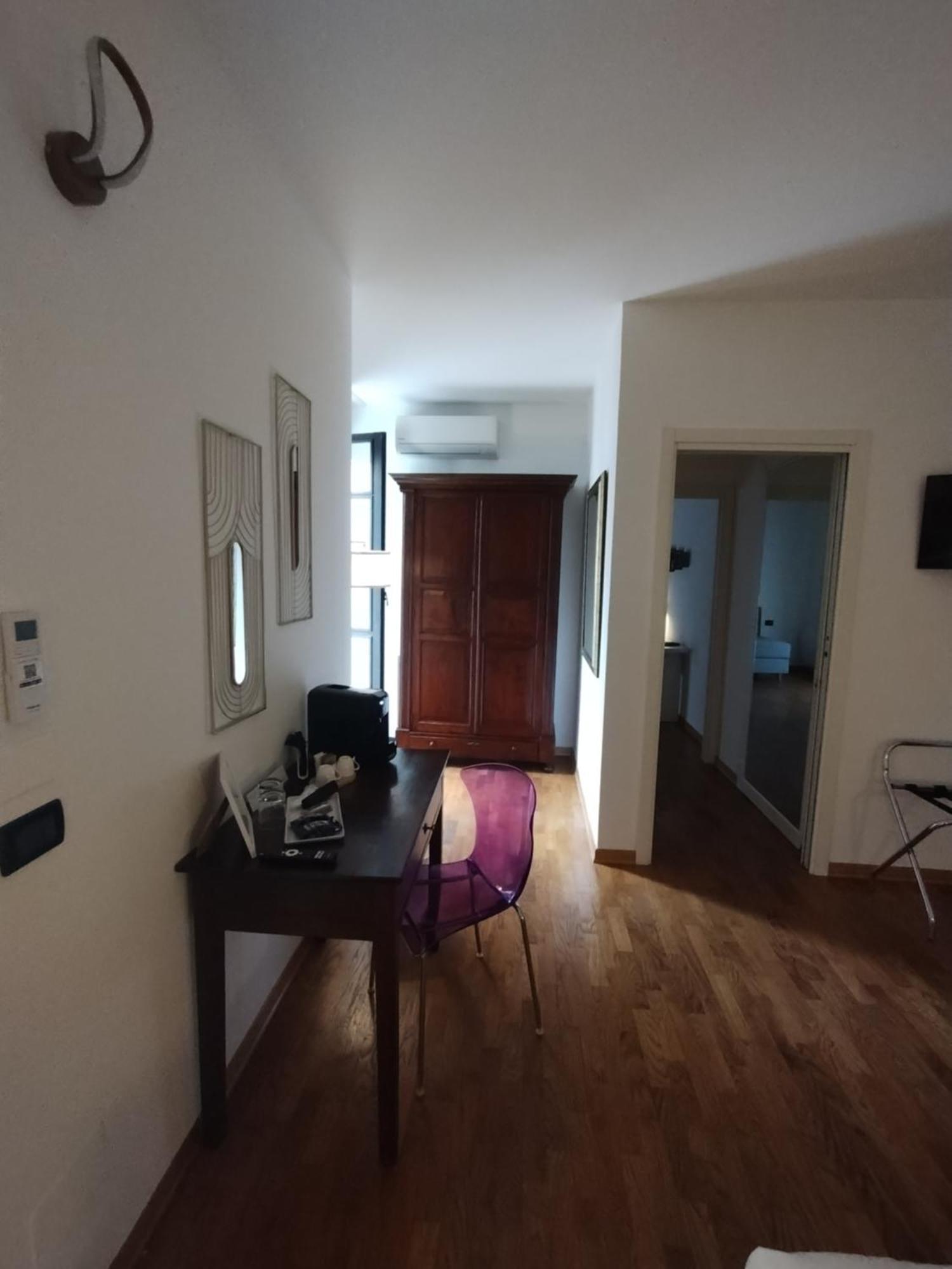 Palazzo Cusani Charming Rooms Vercelli Eksteriør billede