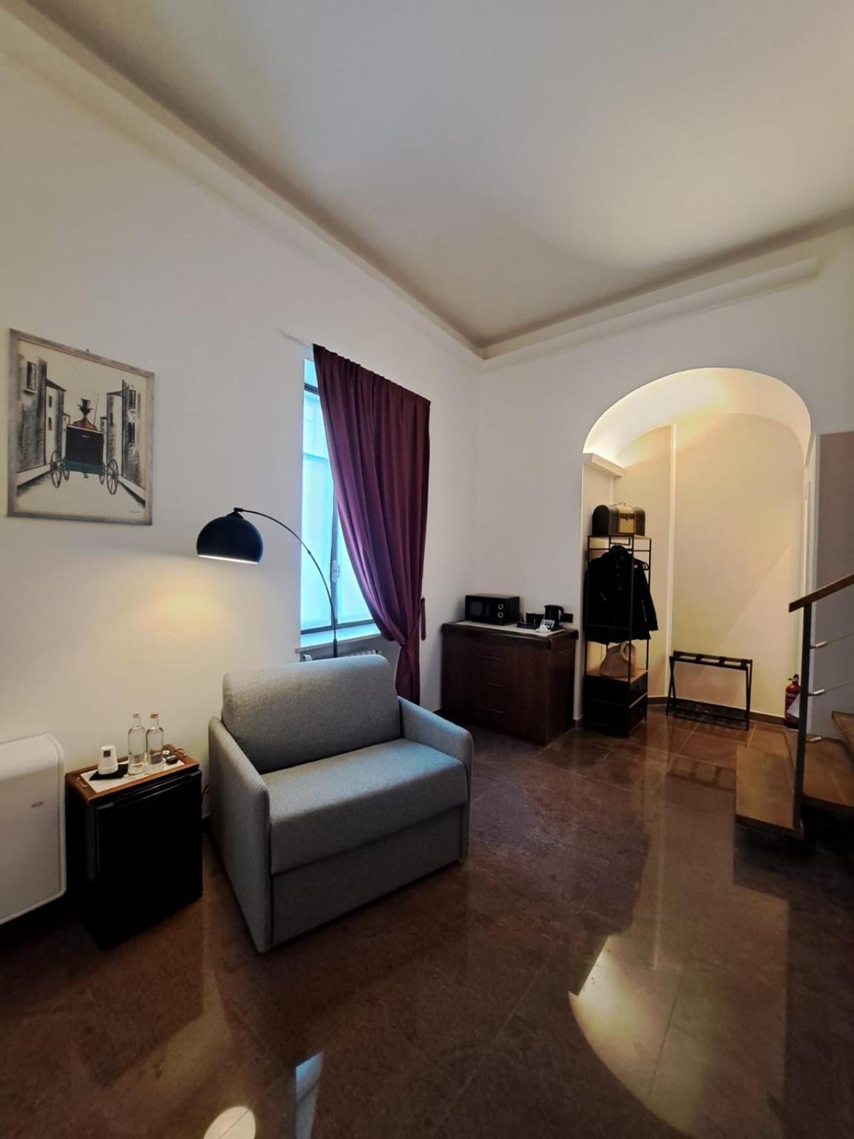 Palazzo Cusani Charming Rooms Vercelli Eksteriør billede